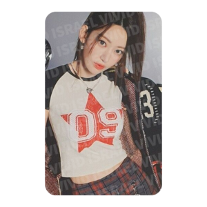 LE SSERAFIM SAKURA - FEARNADA Trading Card Photocard
