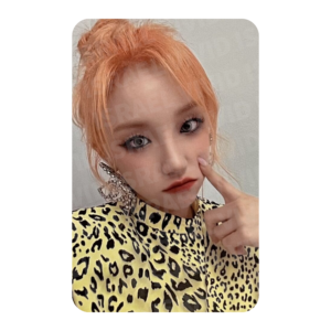 G I-DLE YUQI - I love KTOWN4U Photocard