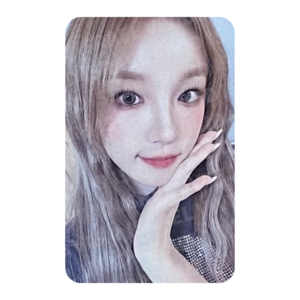 G I-DLE YUQI - Frank Burger Photocard