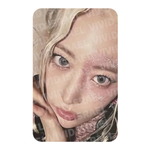 LE SSERAFIM SAKURA - CRAZY Balaclava version Photocard