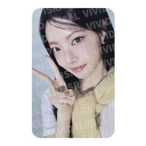 LE SSERAFIM EUNCHAE - HOT Weverse Photocard