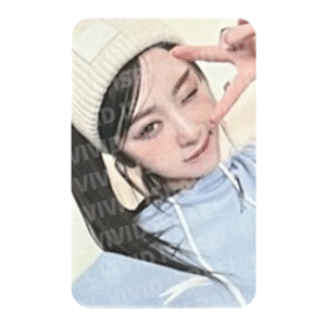 LE SSERAFIM YUNJIN – UNFORGIVEN Weverse ver. Photocard