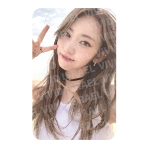LE SSERAFIM SAKURA – ANTIFRAGILE Photocard