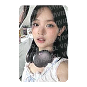 NEWJEANS HANNI – 2024 Season's Greetings Photocard